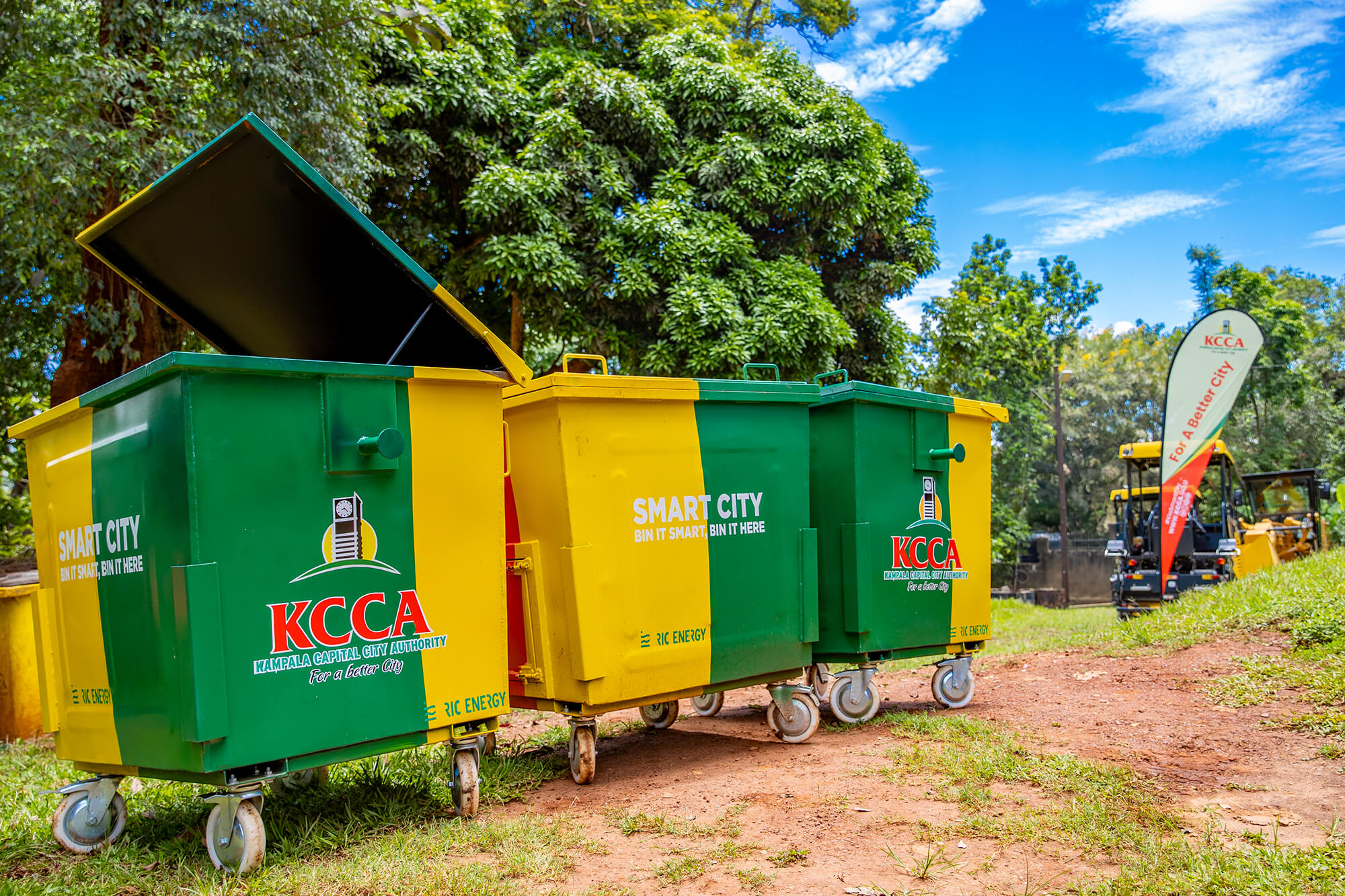 Waste skip equipment used in city recovery operations